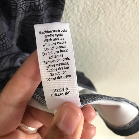 Athleta Ombré Harmonious Tank Top in Black & Gray - Picture 7 of 7